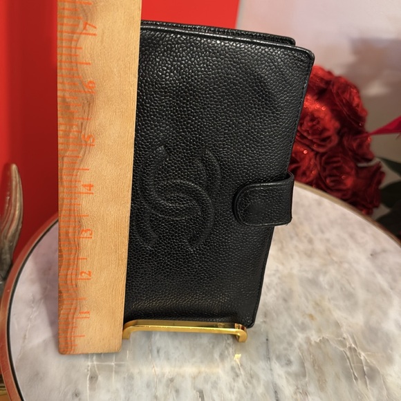 Chanel Caviar Skin Black long bifold wallet clean and beautiful - Picture 11 of 16